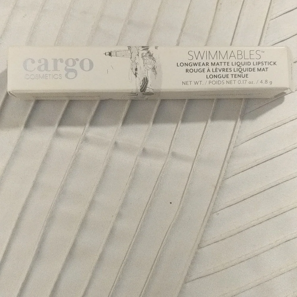 NWT Cargo lipstick
